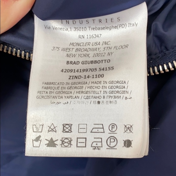 🗽 Moncler Blue Feather Down Jacket - Picture 6 of 13